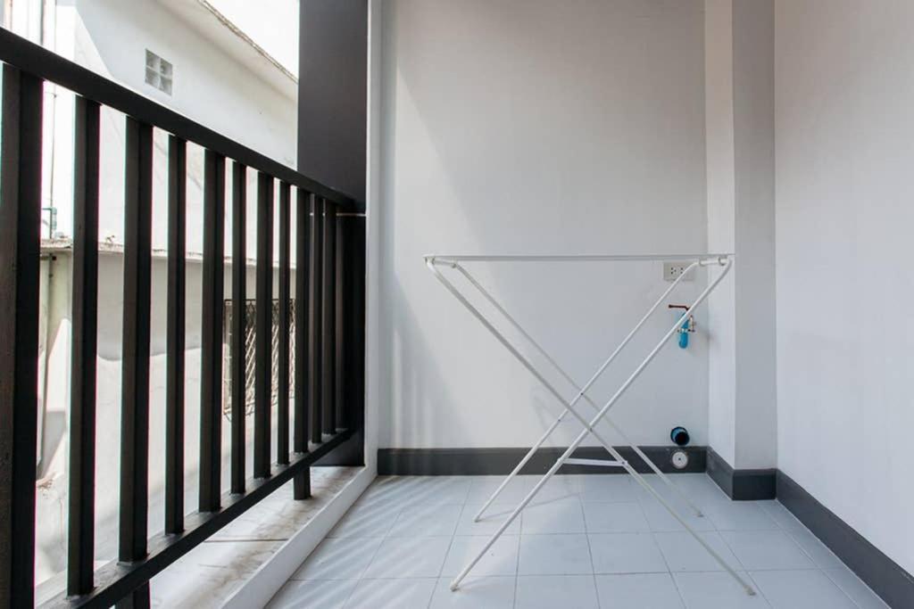 P2 Silom Large 2beds full kitchen WIFI 4-6pax Lejlighed Bangkok Eksteriør billede