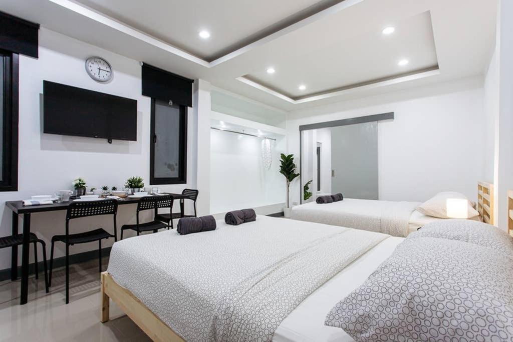 P2 Silom Large 2beds full kitchen WIFI 4-6pax Lejlighed Bangkok Eksteriør billede